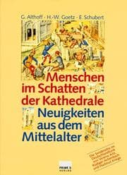 Tapa de Menschen im Schatten der Kathedrale