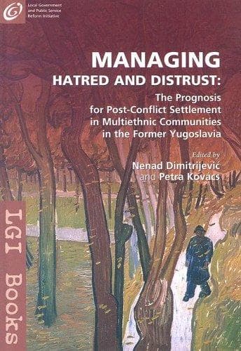 Tapa de Managing Hatred and Distrust