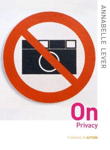 Tapa de On Privacy (Thinking in Action)