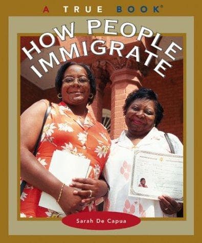 Tapa de How People Immigrate (True Books)