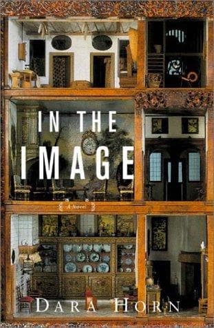Tapa de In the image