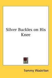 Tapa de Silver Buckles on His Knee