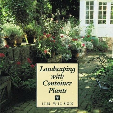 Tapa de Landscaping with container plants