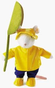Tapa de Mother Goose Rain, Rain, Go Away Mouse Doll