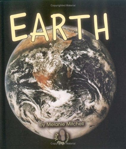 Tapa de Earth (First Step Nonfiction)