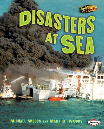 Tapa de Disasters at Sea (Disasters Up Close)