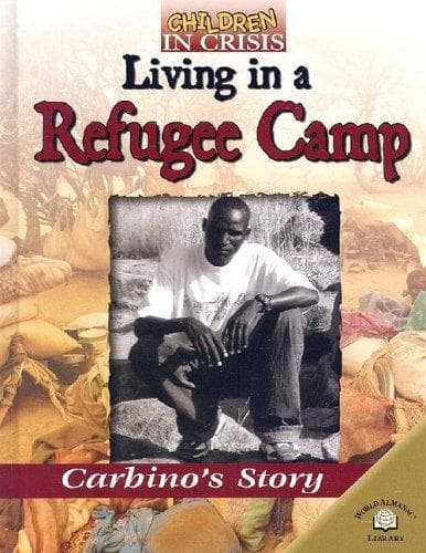 Tapa de Living in a refugee camp