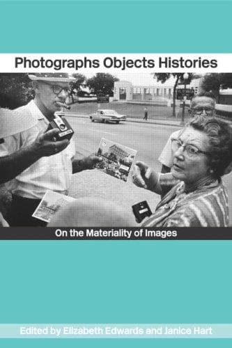 Tapa de Photographs objects histories