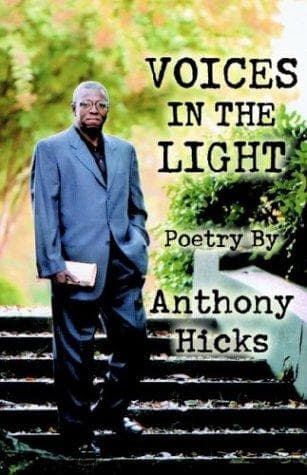 Tapa de Voices in the Light