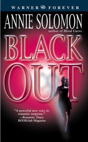 Tapa de Blackout (Warner Forever)