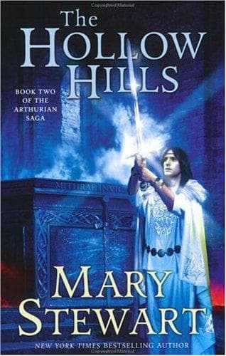 Tapa de The hollow hills