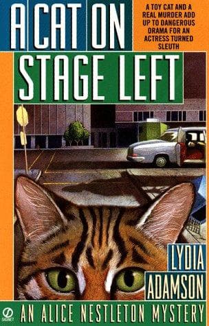 Tapa de A Cat on Stage Left (Alice Nestleton Mystery)