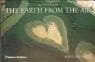 Tapa de The Earth from the Air Postcard Book
