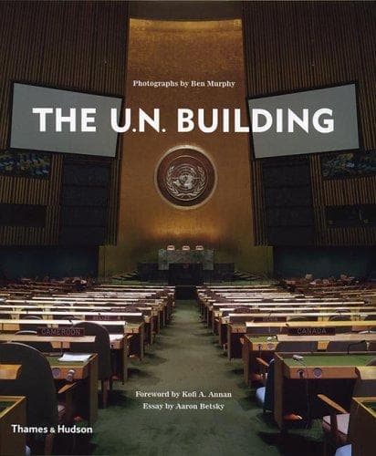 Tapa de The U.N. Building (United Nations)