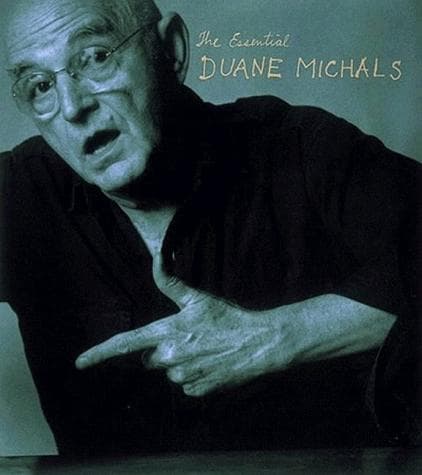 Tapa de The Essential Duane Michals