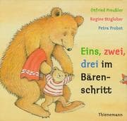 Tapa de Eins, zwei, drei im Bärenschritt.
