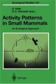 Tapa de Activity patterns in small mammals