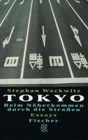 Tapa de Tokyo. Beim Näherkommen durch die Straßen