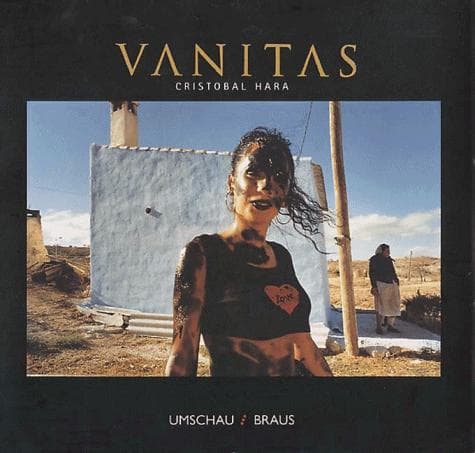 Tapa de Cristobel Hara - Vanitas