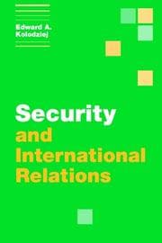 Tapa de Security and International Relations (Themes in International Relations)