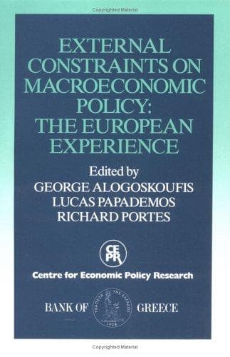 Tapa de External Constraints on Macroeconomic Policy