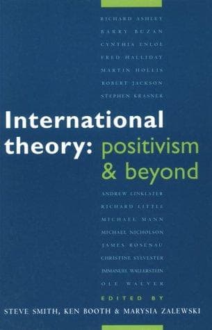 Tapa de International theory
