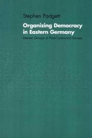 Tapa de Organizing Democracy in Eastern Germany