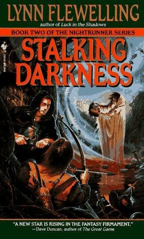 Tapa de Stalking Darkness (Nightrunner, Vol. 2)