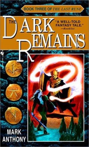 Tapa de The Dark Remains (The Last Rune, Book 3)
