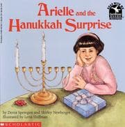 Tapa de Arielle and the Hanukkah surprise