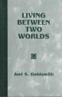 Tapa de Living between two worlds