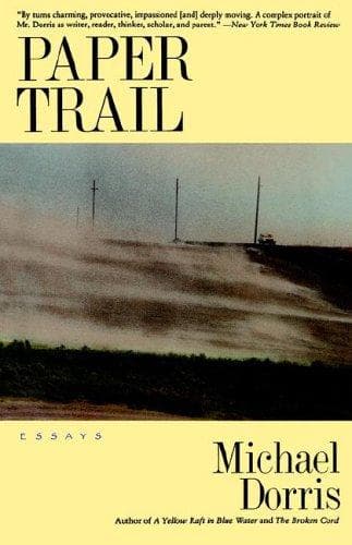 Tapa de Paper Trail