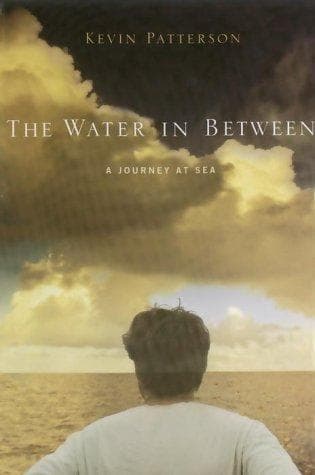 Tapa de The water in between