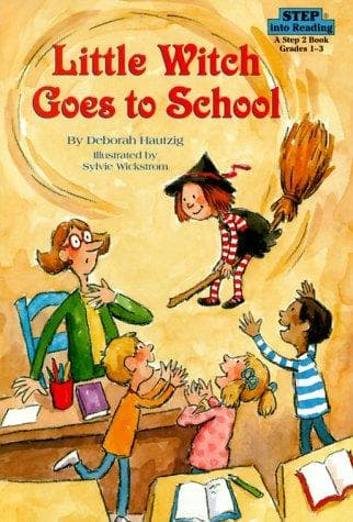 Tapa de Little Witch goes to school