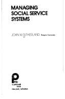 Tapa de Managing social service systems