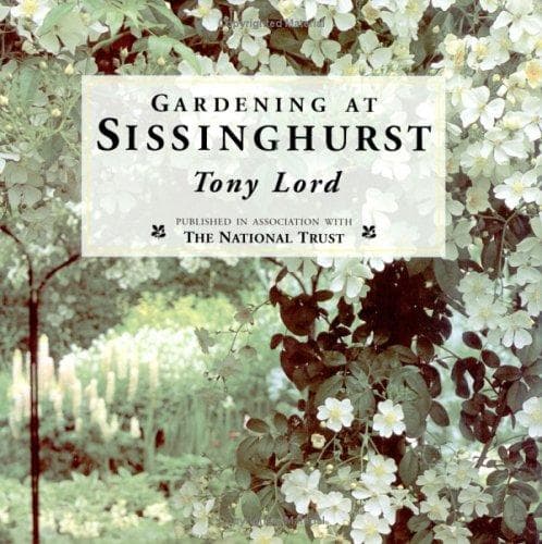 Tapa de Gardening at Sissinghurst