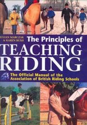 Tapa de The principles of teaching riding