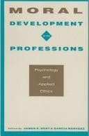 Tapa de Moral Development in the Professions