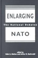 Tapa de Enlarging NATO