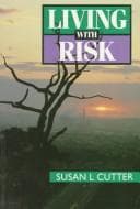 Tapa de Living with risk