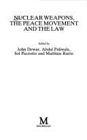 Tapa de Nuclear weapons, the peace movements and the law