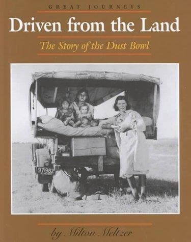 Tapa de Driven from the Land