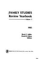 Tapa de Family studies review yearbook