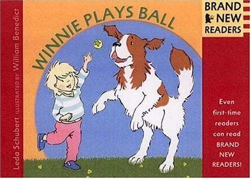 Tapa de Winnie plays ball