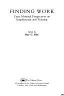 Tapa de FINDING WORK CL (Issues in Education and Training, 7)