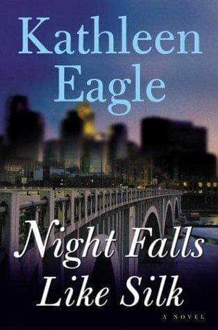 Tapa de Night falls like silk