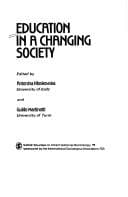 Tapa de Education in a changing society