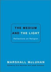 Tapa de The medium and the light