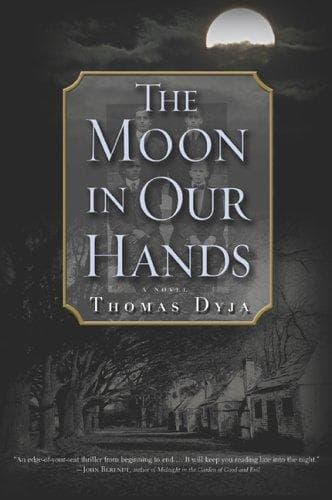 Tapa de The Moon in Our Hands