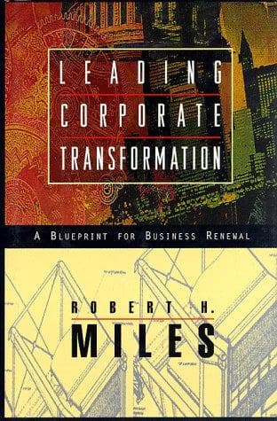 Tapa de Leading corporate transformation